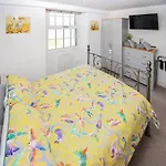 Winster غْرانج أوفار ساندس